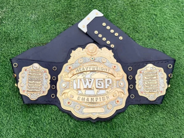 IWGP V4 belt full view 24K gold plated heavyweight championship