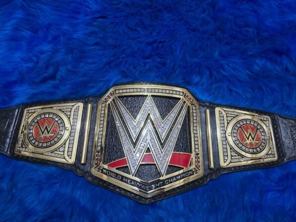 WWE World Heavyweight Championship Replica Belt – Black Strap – 4MM Zinc Plates